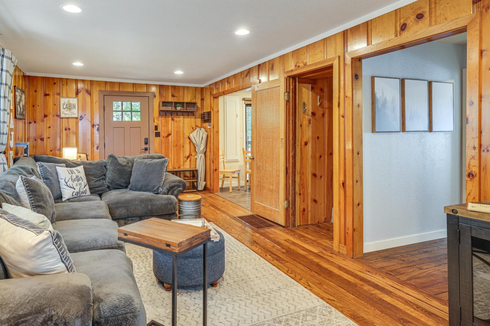 California Mountain With Access And Deck! * Long Barn