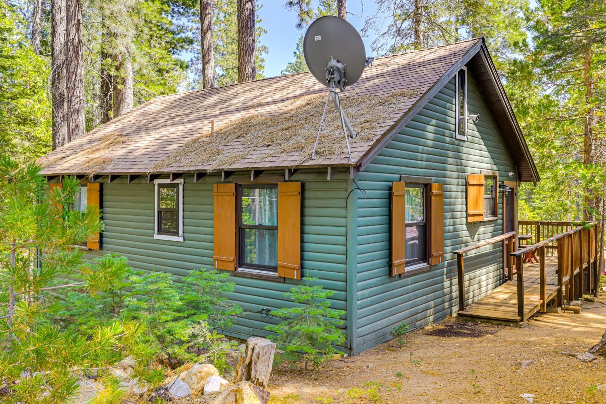California Mountain With Access And Deck! Long Barn