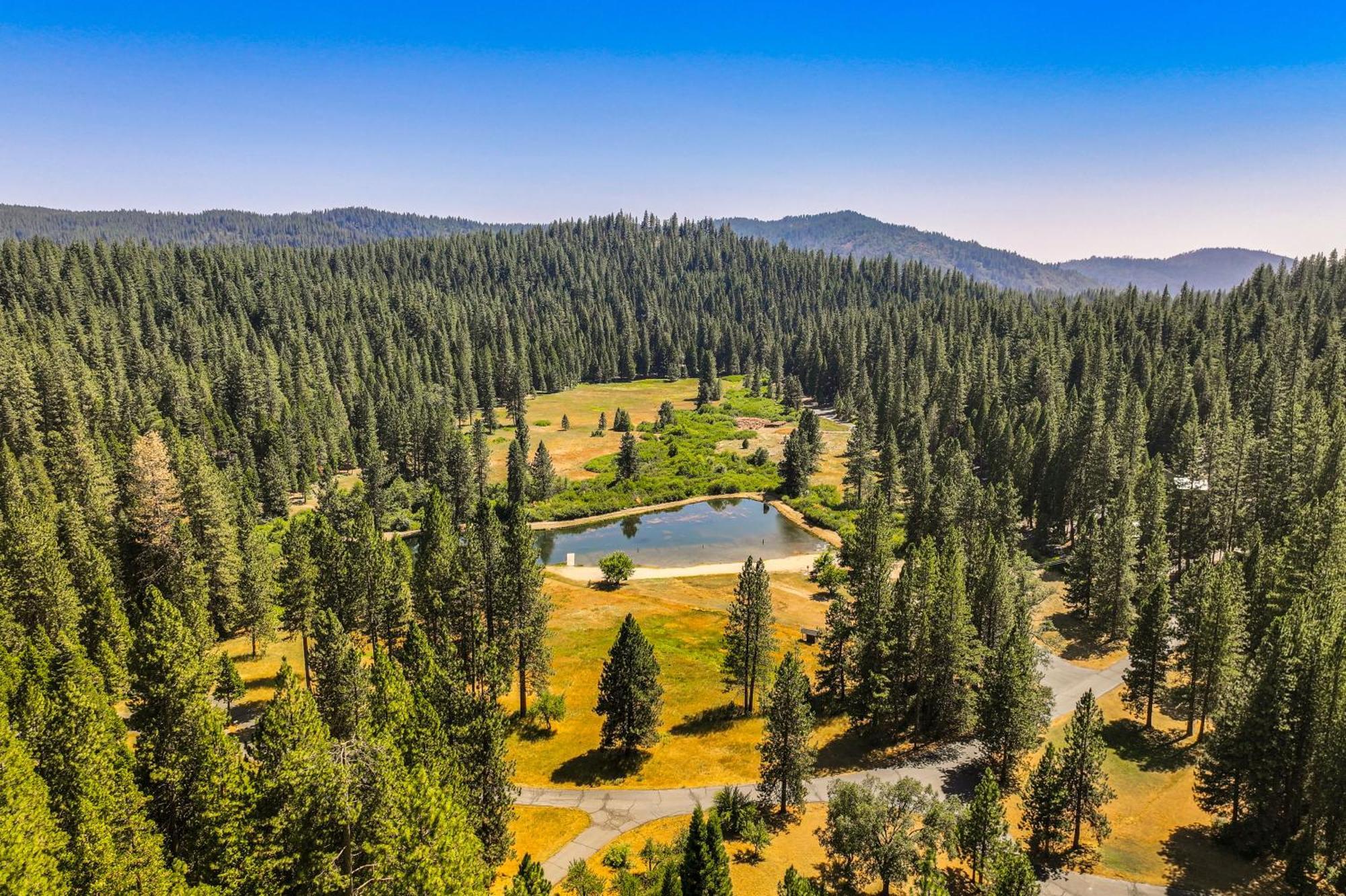 Holiday home California Mountain With Access And Deck! Long Barn